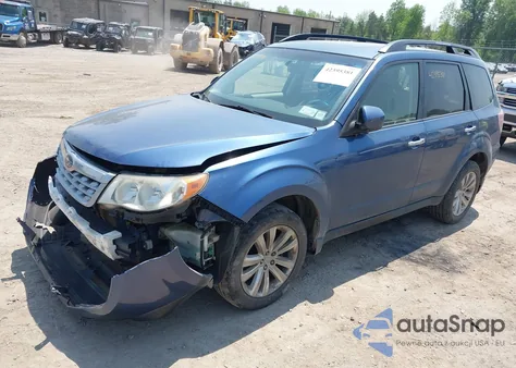 2013 Subaru Forester 2.5X Premium из США, поврежденный, VIN JF2SHADC4DH442607